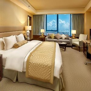 Executive King Room